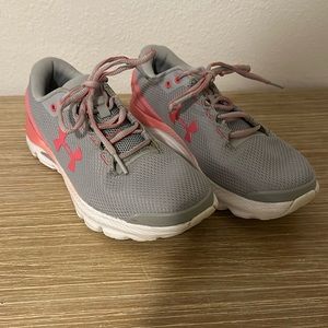Under Armour Charged Shoes